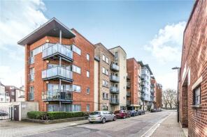86, Orchard Place, Southampton SO14 3BW