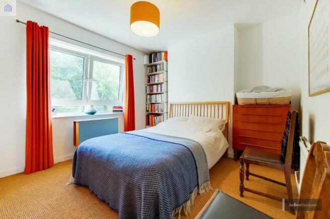 Bedroom 1 (alt)