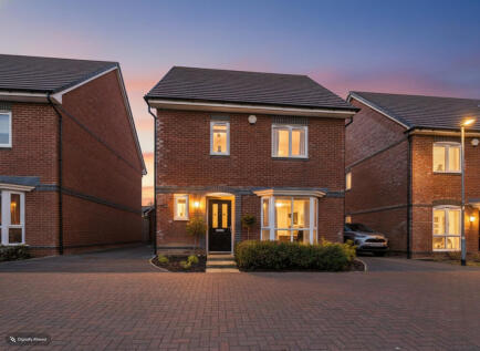 Fullbrook Avenue, Spencers Wood, RG7