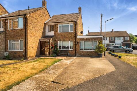 Cherry Avenue, Langley, Berkshire, SL3