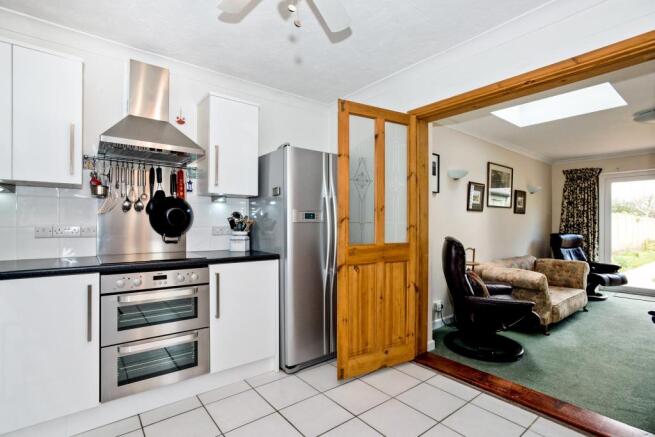 Kitchen to Lounge
