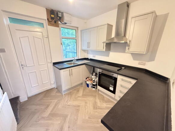2 bed Terraced for sale Image 5