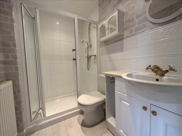 3 bed Bungalow to rent Image 7