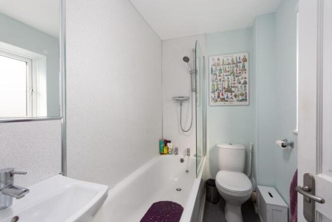 3 bed Semi-Detached for sale Image 8