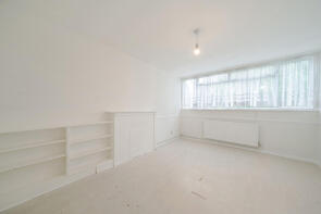 215b, Baring Road, London SE12 0PX