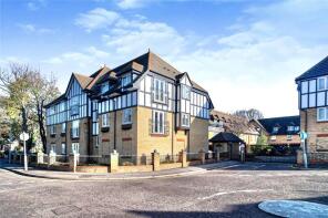 31, 50 Lady Hamilton Court, Barnstaple Road, Southend-on-sea SS1 3QH