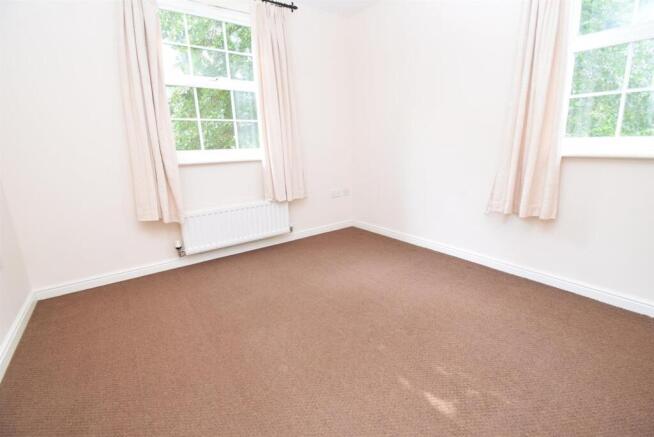 2 bed Flat to rent Image 9