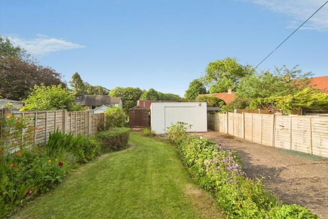 2 bed Semi-Detached for sale Image 4