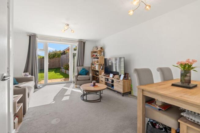 Lounge/ Dining Room