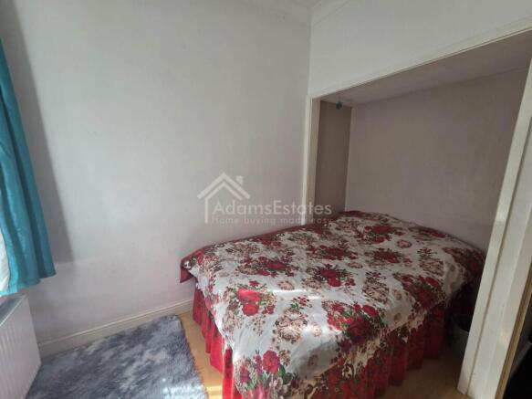 2 bed Terraced for sale Image 6
