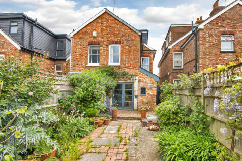 Meadow Road, Rusthall