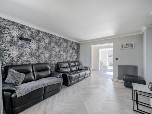 3 bed Detached for sale Image 10