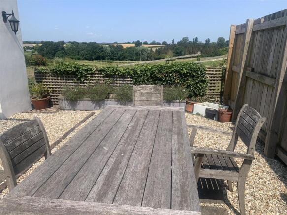 Photo 46