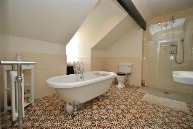 Bath 3.JPG
