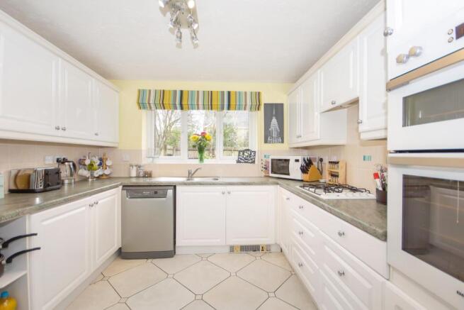 Kitchen/breakfast ro