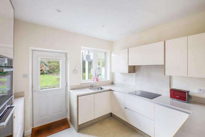 Easedale Avenue, Melton Park, Gosforth, Newcastle upon Tyne photo 4