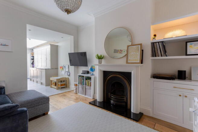 4 bed Terraced for sale Image 9