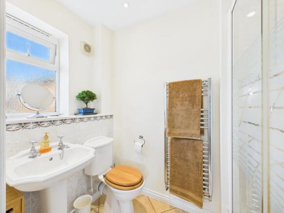 Jack & Jill En-Suite