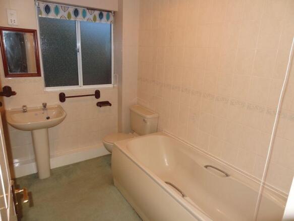 Photo 11