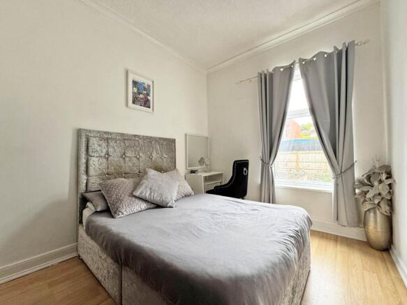 3 bed Terraced for sale Image 8
