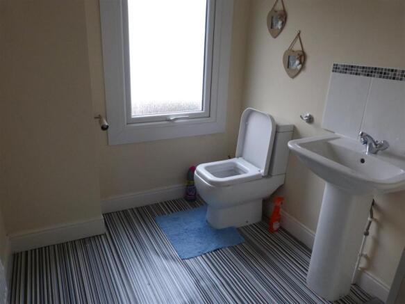 Main Bathroom