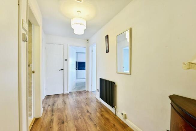 3 bed Bungalow for sale Image 7