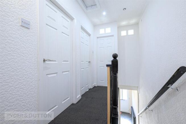 3 bed Terraced for sale Image 10