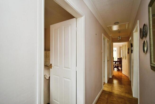 2 bed Semi-Detached Bungalow for sale Image 10