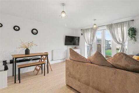 Sorrel Close, Lindfield, RH16