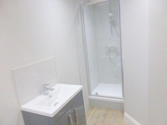 1 bed Flat to rent Image 6