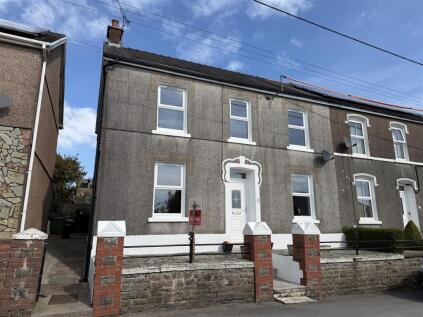 Waterloo Terrace, Capel Hendre, Ammanford