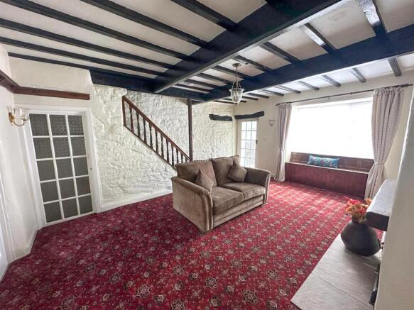 2 Bed Cottage, Keighley