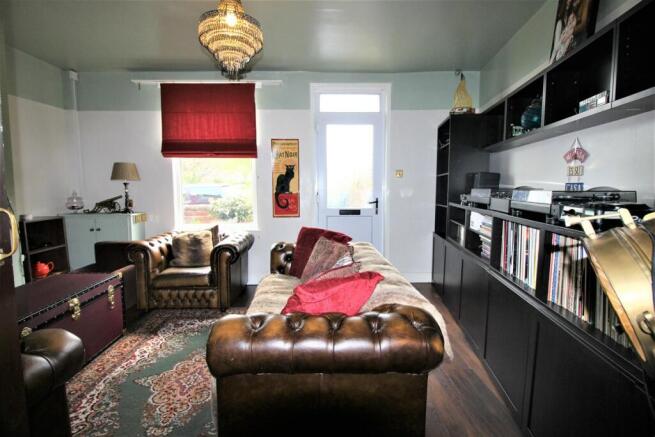Living room 2