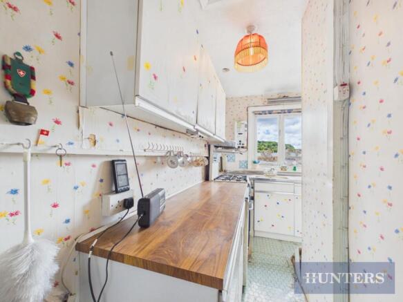 2 bed Flat for sale Image 10