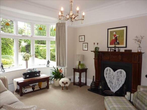 SITTING ROOM