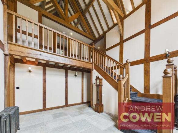 4 bed Detached for sale Image 6