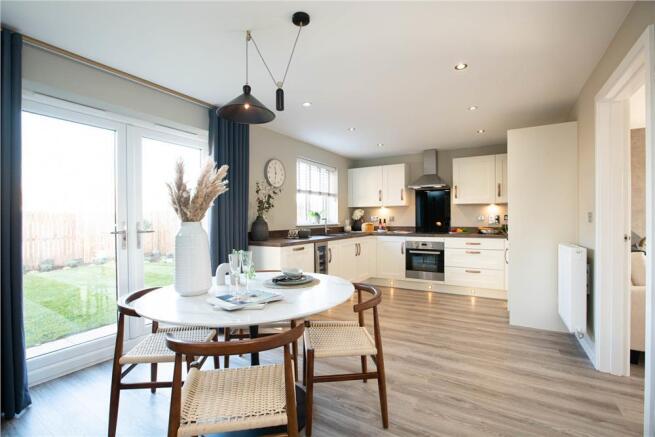 4 bed Detached for sale Image 4