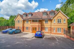 Flat 5, 116 Brackendale Court, Portsmouth Road, Camberley GU15 1HS