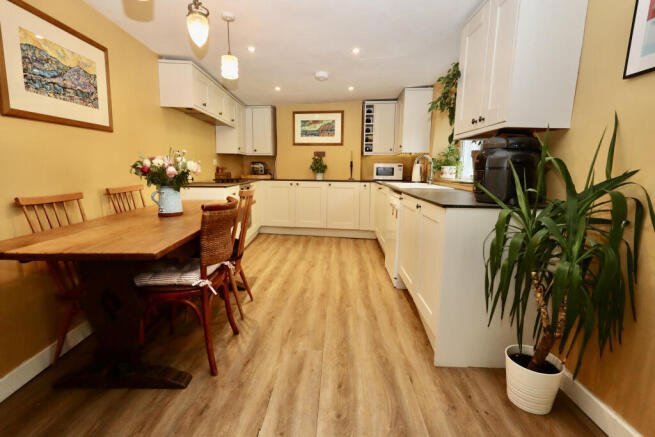 Kitchen diner