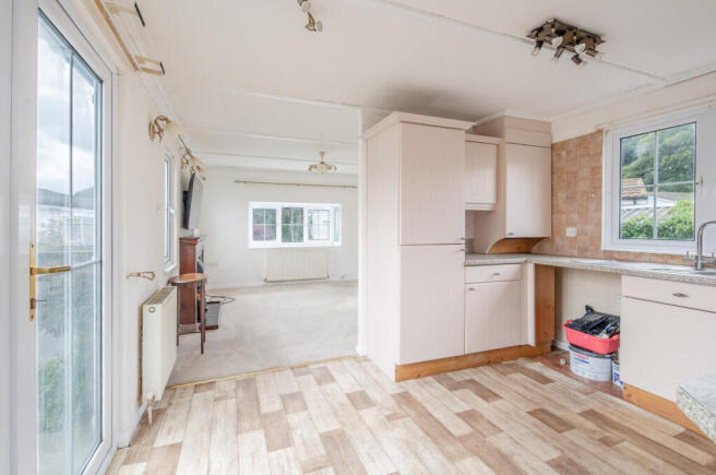 2 bed Bungalow for sale Image 4