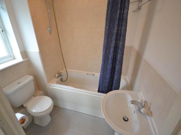En-Suite Bathroom