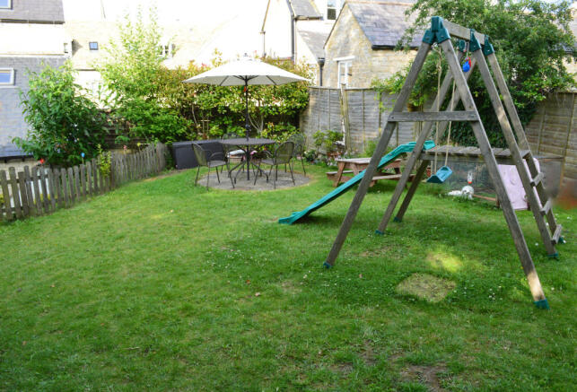 Photo 10