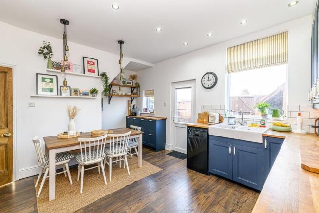 Kitchen/Dining Room