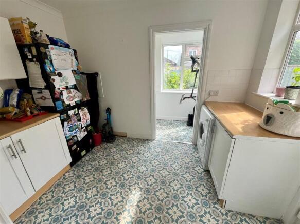 3 bed End of Terrace for sale Image 5