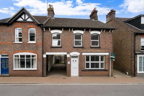 High Street, Markyate, AL3