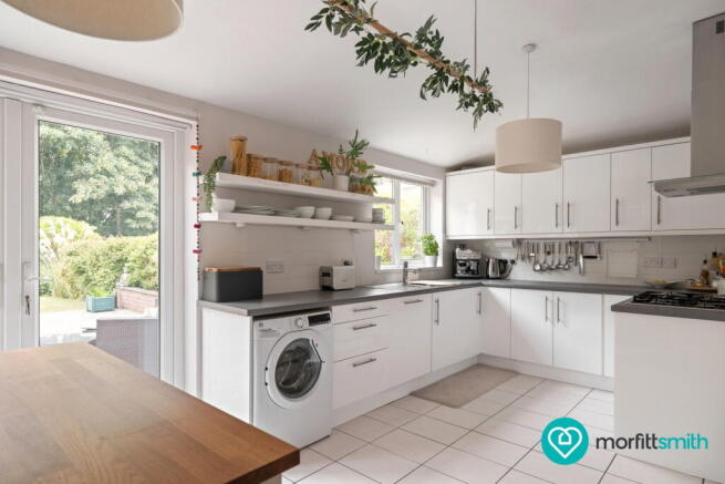3 bed Semi-Detached for sale Image 4
