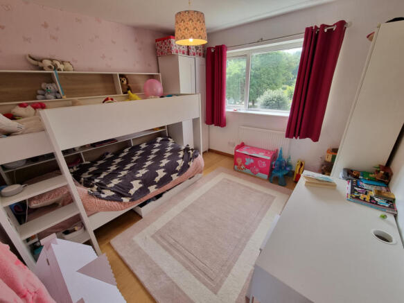 BEDROOM 2