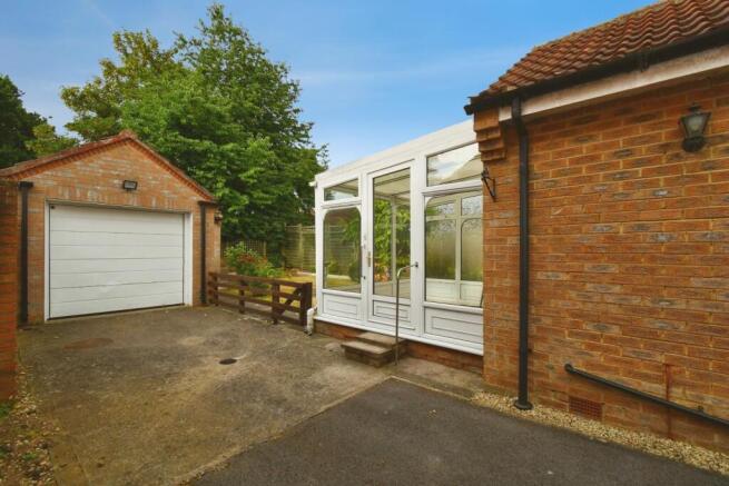 2 bed Semi-Detached Bungalow for sale Image 12