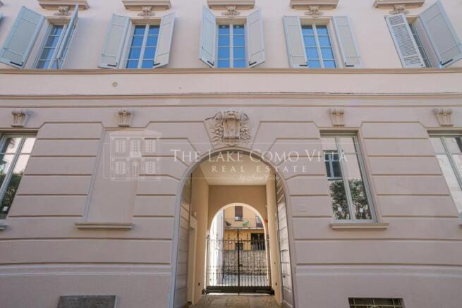como the lake como villa-palazzo parini via diaz 1