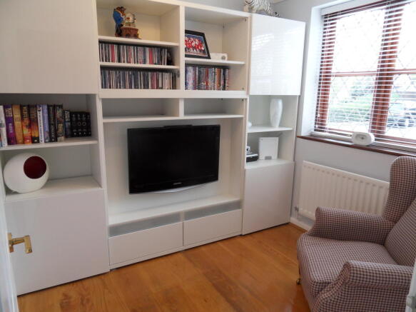 Photo 3